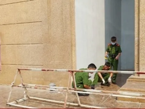 Nữ sinh lớp 9 rơi từ tầng cao chung cư ở Vĩnh Phúc