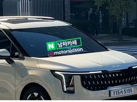 Kia Carnival 2024 không che lộ diện trên đường, sẵn sàng ra mắt dịp cuối năm