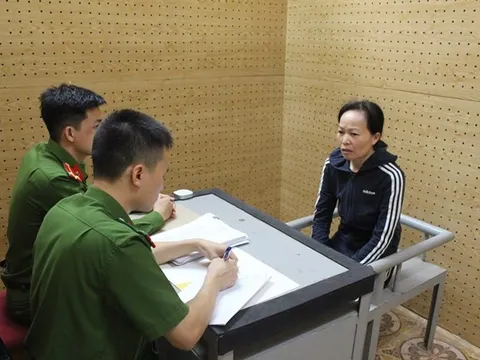 Đầu bếp bỏ thuốc trừ sâu vào thức ăn của nhiều học sinh