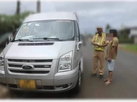 Phát hiện tài xế chơi ma túy vẫn chở khách