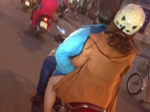Tài xế xe ôm công nghệ sàm sỡ nữ khách 19 tuổi