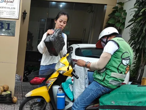 Cách nào giảm "bom" hàng, "bùng" hàng trên mạng?