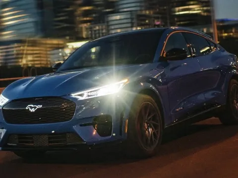 Sau lời tiên tri của Toyota, 12 tỷ đô chi cho xe điện của Ford vội đổi kế hoạch