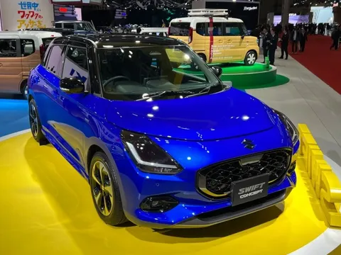 Ảnh thực tế Suzuki Swift 2024 bản gần hoàn thiện: Thêm nhiều công nghệ lần đầu xuất hiện, dễ cạnh tranh Mazda2