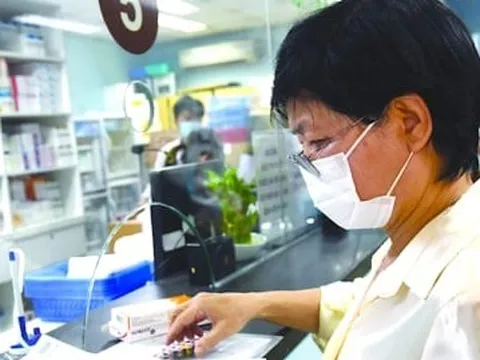 Bệnh viện than thiếu thuốc: Trung tâm Mua sắm thuốc quốc gia nói gì?