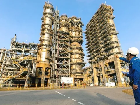 Giá dầu tăng, Lọc hóa dầu Bình Sơn (BSR) báo lãi gấp gần 7 lần cùng kỳ, tiền mặt và tiền gửi tăng 7.000 tỷ sau một quý