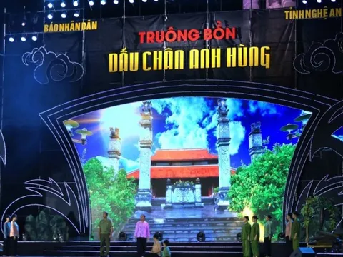 Lắng đọng chương trình nghệ thuật “Truông Bồn - Dấu chân anh hùng”