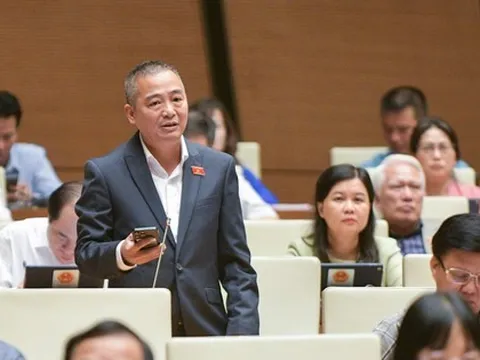 ĐBQH lo lắng chuyện tái nghèo: Đột quỵ, lên thành phố chữa bệnh là nhà cửa sạch bách