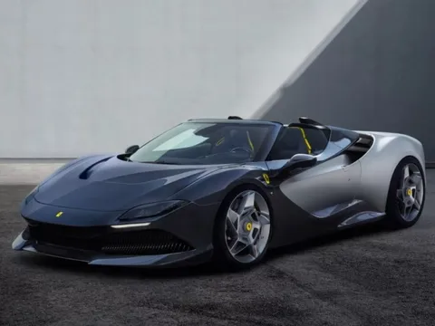 Chiêm ngưỡng chiếc Ferrari có 1-0-2 chế tạo dành riêng cho khách VIP