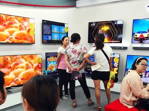 Hết mang tiếng 'giá rẻ, nhanh hỏng', TV Trung Quốc được cả thế giới lùng mua: Chuyện gì xảy ra vậy?