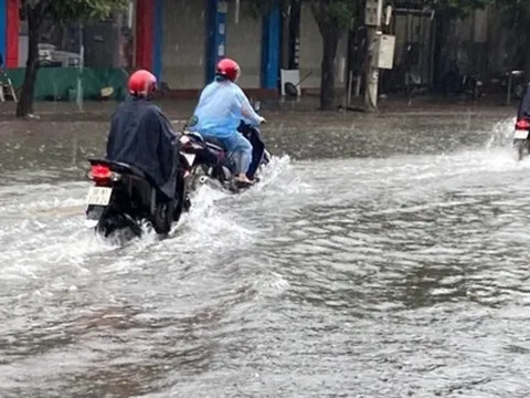 Miền Trung có thể đón 2 đợt mưa lớn liên tiếp