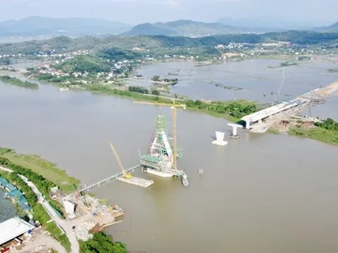 Cầu dây văng trị giá gần 1.500 tỷ đồng nối Bắc Giang - Hải Dương sắp thành hình