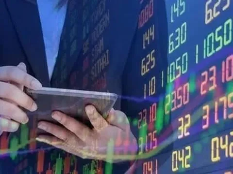 Doanh nghiệp in sách giáo khoa lên tiếng trước nguy cơ bị huỷ niêm yết