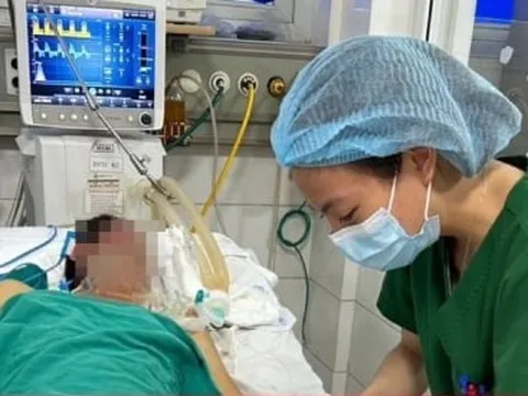 Ăn dồi lợn mua ở chợ, người đàn ông phải cắt bỏ hai bàn chân