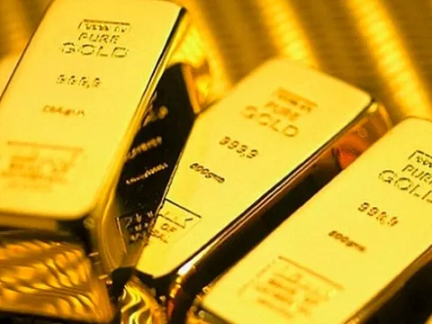 Giá vàng chao đảo, mất mốc 71 triệu đồng/lượng