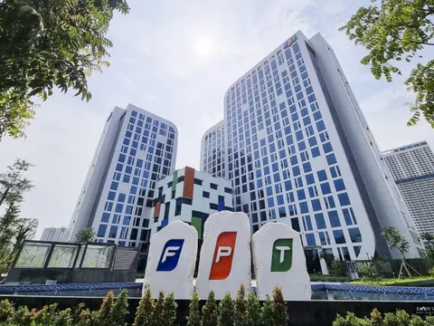 Cô tạp vụ nói chuyện toàn cầu hoá, luôn gập chéo giấy vệ sinh và cách FPT chinh phục Airbus, Hitachi: Ai cũng có sứ mệnh giống hệt Chủ tịch!