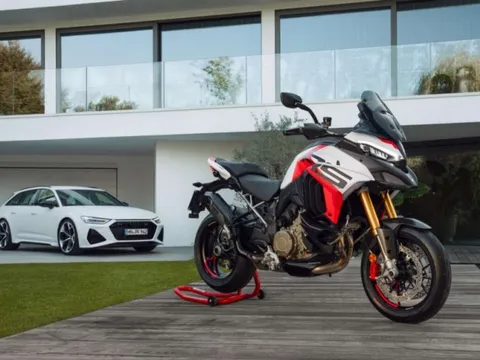 Ducati trình làng siêu mô tô Adventure Multistrada V4 RS