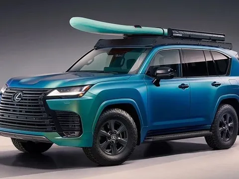 "Xe chủ tịch" Lexus LX 600 độ lại cho dân mê phượt: Thêm thuyền trên nóc, bếp, tủ lạnh gắn đằng sau