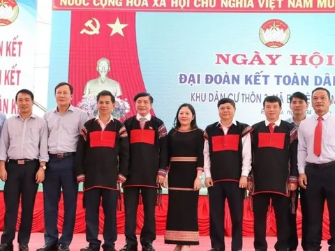 Tổng Thư ký Quốc hội tham dự Ngày hội Đại đoàn kết dân tộc ở Đắk Lắk