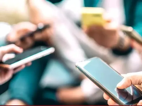 Thị trường smartphone cuối năm có phục hồi?