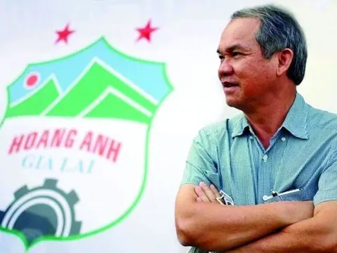 Lần đầu tiên trong lịch sử, bầu Đức đổi tên CLB HAGL và chấp nhận đứng sau thương hiệu khác: Tương lai sẽ 'bán mình' cho bầu Thuỵ?