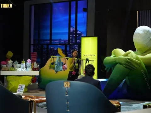 Bán túi xách tiền triệu cho GenZ thu 30 tỷ đồng/năm, thương hiệu Việt tham vọng định giá 20 triệu USD: Shark Bình và Shark Hùng Anh cạnh tranh deal quyết liệt