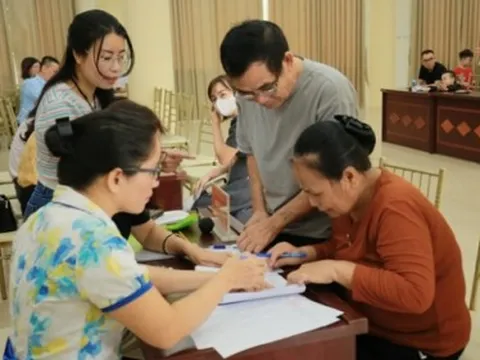 Vụ cháy chung cư mini: Cháu bé mồ côi cả cha mẹ được hỗ trợ 2 tỷ đồng, mỗi người còn sống 700 triệu