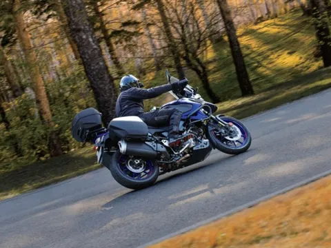 Khám phá Suzuki V-Strom 1050 2023 vừa ra mắt, giá từ 406 triệu đồng