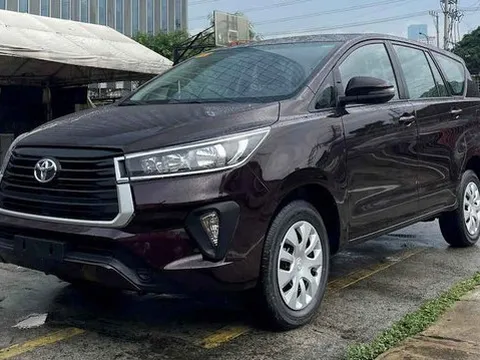 Toyota Innova đời cũ chưa bị khai tử, vẫn thêm bản mới siêu rẻ: Quy đổi hơn 600 triệu, cắt trang bị ngoại thất