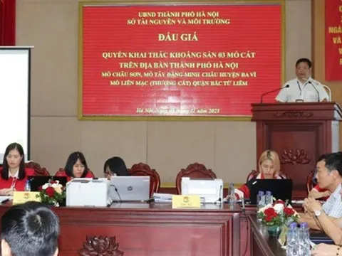 Đấu giá 3 mỏ cát ở Hà Nội: Giá cao bất thường