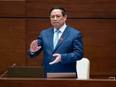 Thủ tướng: Cải cách tiền lương công chức tiệm cận khu vực doanh nghiệp