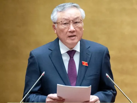 Tòa án sẽ không thu thập chứng cứ rồi xét xử theo chứng cứ đó vì không khách quan?