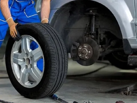 Tại sao phải đảo lốp ô tô?