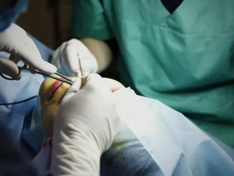 Tăng cường kiểm tra các cơ sở dịch vụ thẩm mỹ ở Tp.Phú Quốc