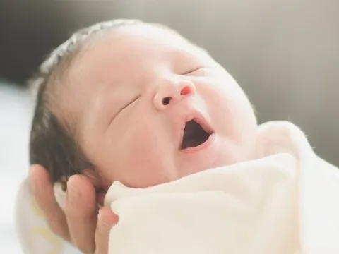 Bộ Y tế đề xuất hỗ trợ tiền cho phụ nữ sinh con thứ 2