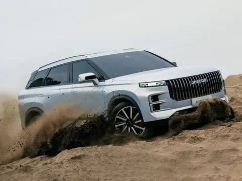 Ô tô Trung Quốc ồ ạt đổ bộ Trung Đông nhưng vấp 'đá tảng': Khi giá rẻ không phải tất cả