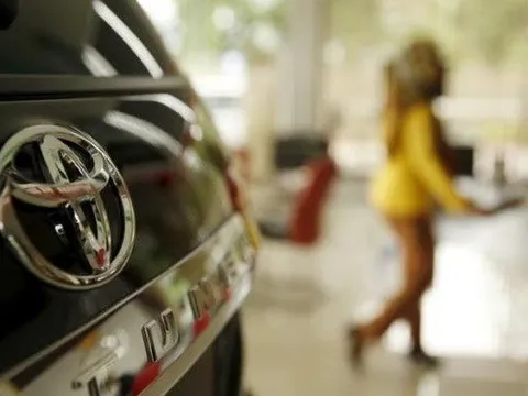 Bị người dân ở quốc gia Đông Nam Á này chê xe đắt, sếp Toyota phản pháo: 'Đắt mà chúng tôi ngồi được ngôi vị số một thị trường?'