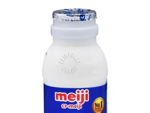 Nhật Bản thu hồi hơn 44.000 chai sữa Meiji vì phát hiện thuốc kháng sinh