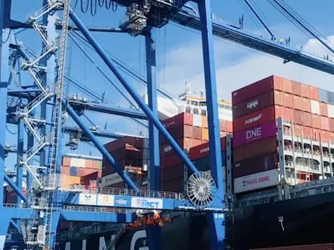 Cảng container quốc tế Tân Cảng Hải Phòng đón container thứ 1 triệu