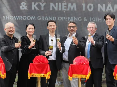 HHG Holdings khai trương showroom phòng tắm và phòng bếp châu Âu