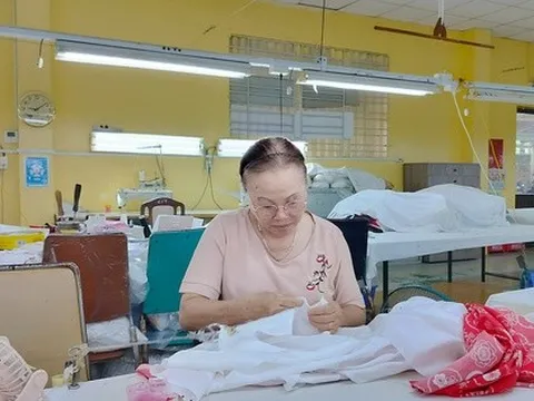 Tuổi nghỉ hưu trong điều kiện lao động bình thường từ năm 2024