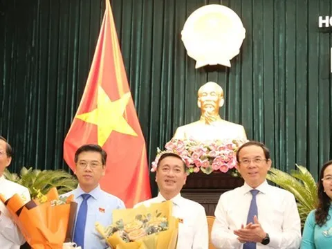 Điều động, bổ nhiệm, bầu bổ sung nhân sự chủ chốt ở 9 tỉnh, thành