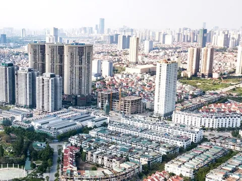 Công ty BĐS trên sàn vừa ngừng kinh doanh: Giá cổ phiếu chỉ 1.000 đồng dù được chống lưng bởi nhiều ông lớn, có loạt dự án đình đám đang “đắp chiếu”