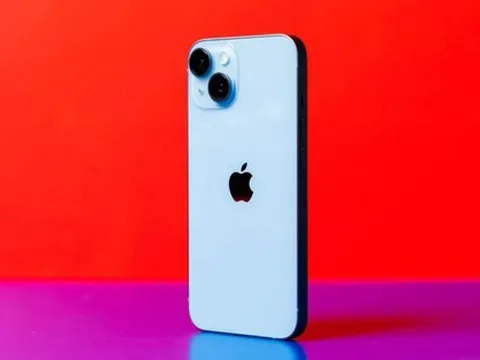 iPhone giá 11 triệu đồng lộ diện hấp dẫn: Ngoại hình sang xịn, có điểm giống iPhone 15 Pro Max