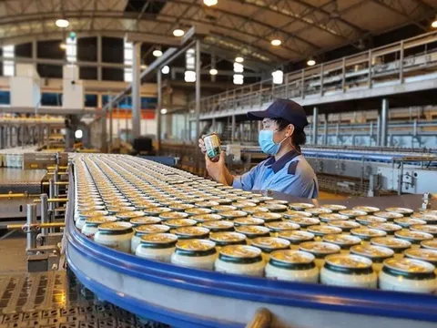 Cuộc đua không cân sức của hai ông lớn ngành bia miền Bắc - Nam