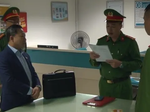 Hình ảnh khám xét nhà riêng ông Lưu Bình Nhưỡng