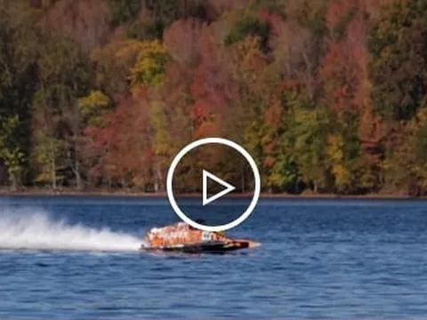 Thuyền điện tốc độ 183,8 km/h lập kỷ lục thế giới