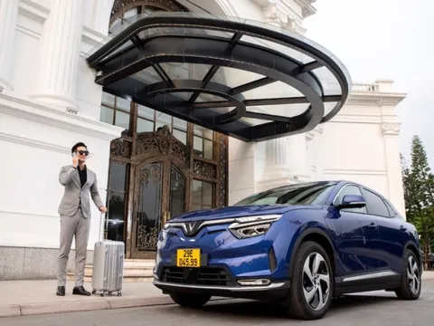Trải nghiệm di chuyển mới: Hạng thương gia “Business Class” cho dịch vụ taxi