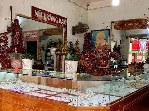 Làm rõ vụ mất trộm 200 triệu đồng ở cửa hàng vàng bạc Ngọc Lợi - Đồng Hới