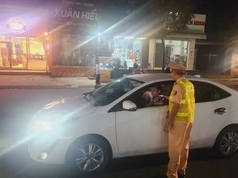Theo chân Đội CSGT Đồng Phú và CSGT Tp.Đồng Xoài xử lý vi phạm nồng độ